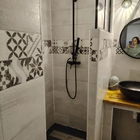 480 Rue De La Hune Apartman